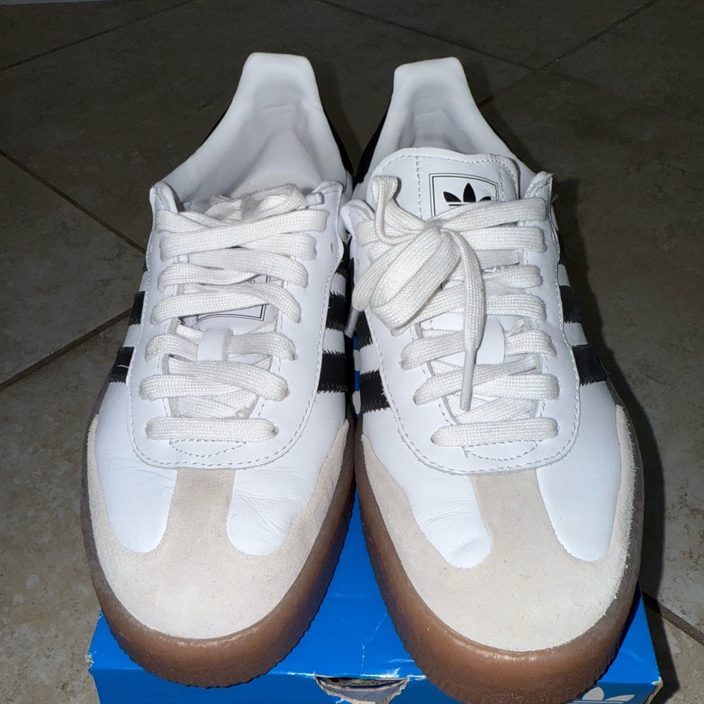 White Sambae Adidas-purchased in Oct at Adidas store, like new, only worn twice
